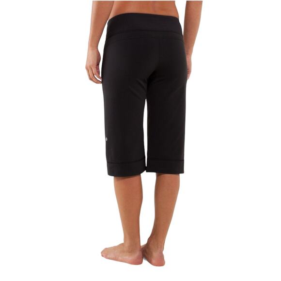 Lululemon Athletica Black Clam Digger II Cropped Pants - Picture 3 of 12